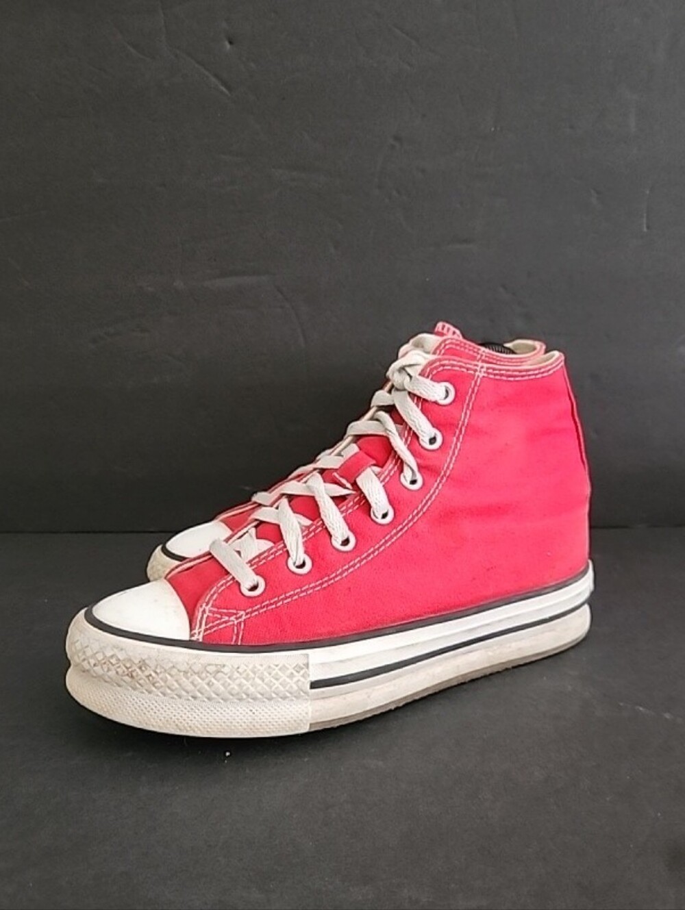 Converse All Star Chuck Taylor Red High Top Shoes Youth Size 3.5 (Womens 5)